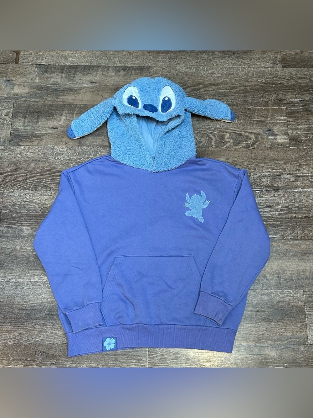 Disney Parks Stitch Hoodie Women’s Small Collectable Character Sweatshirt